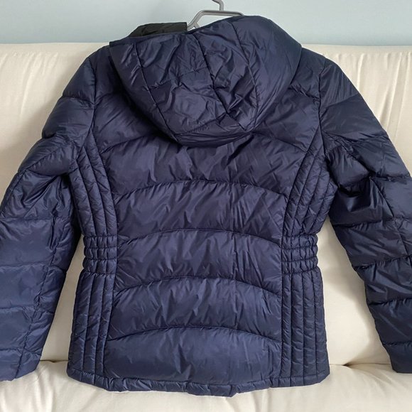 Lucky Brand Women's Short Packable Down Coat - Picture 3 of 3